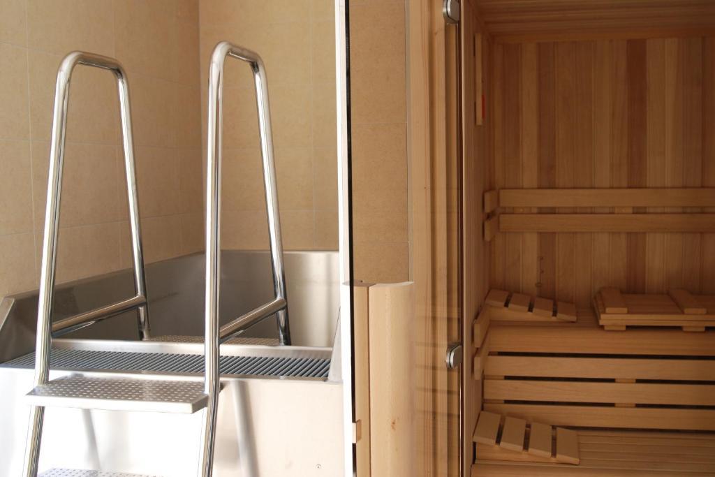 Apartmanovy Dum Landek オストラヴァ エクステリア 写真