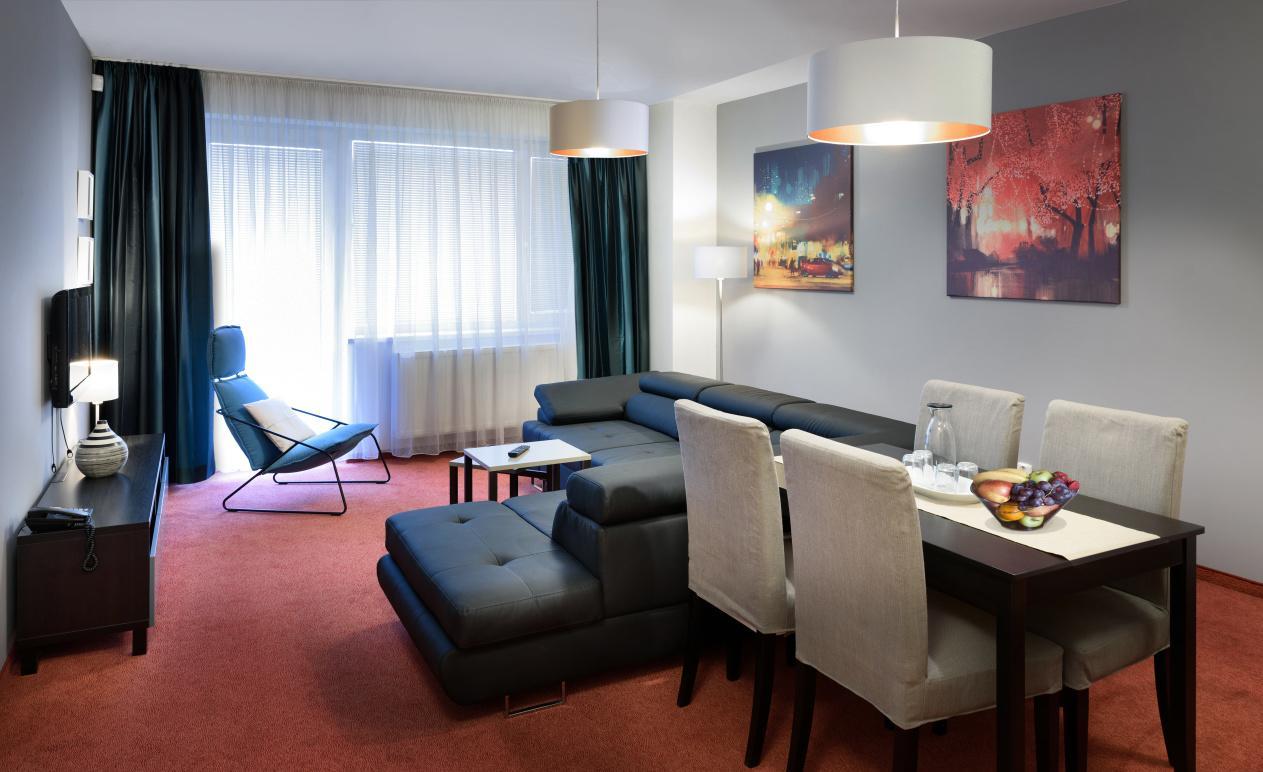 Apartmanovy Dum Landek オストラヴァ エクステリア 写真