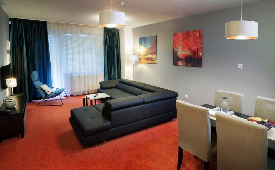 Apartmanovy Dum Landek オストラヴァ エクステリア 写真